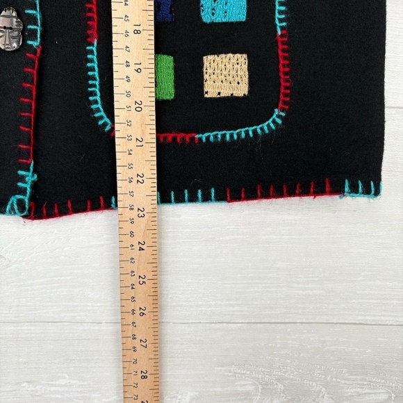 Unique Women's VNTG Allure Color Patchwork Wool Blend Black Vest Size Large - Picture 6 of 10